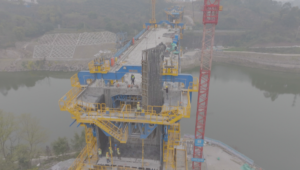 突破行業(yè)難題 | 五新智能懸臂造橋機開啟鋼筋籠整體吊裝技術(shù)革命！