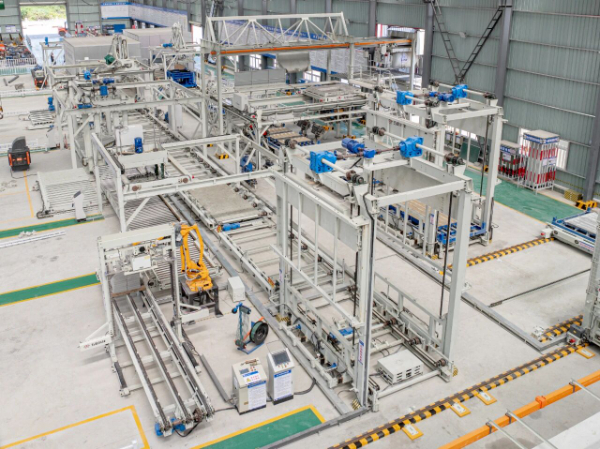 五新中小型預(yù)制構(gòu)件生產(chǎn)線閃耀漳汕高鐵福建段智能建造觀摩會(huì)