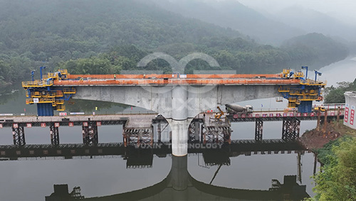 智能懸臂造橋機(jī)